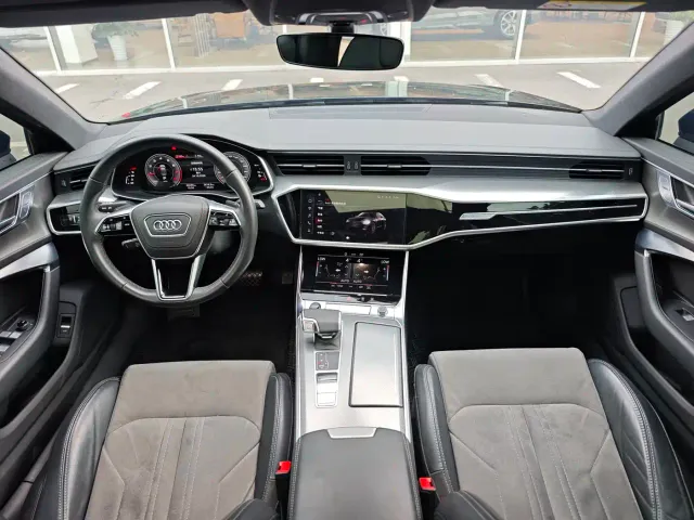 Audi A6L — Фото автомобиля 4