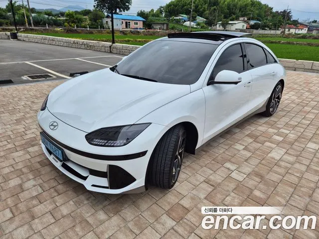 Hyundai Ioniq6 — Фото автомобиля 3