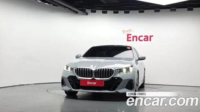 BMW 5-Series 5 серия (G60) 523d M Sport — Фото автомобиля 3