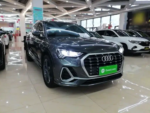 Audi Q3 — Фото автомобиля 21