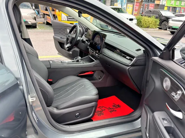 Chery Arrizo 8 PRO — Фото автомобиля 12