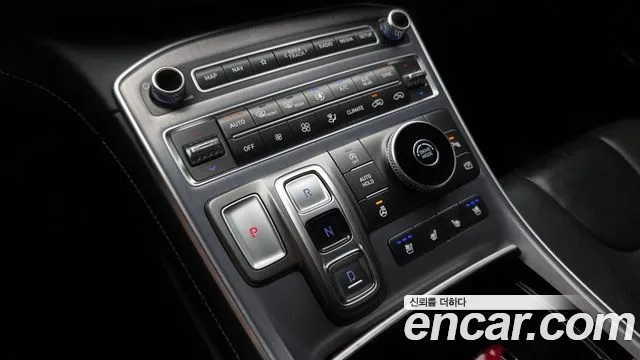 Hyundai Santafe Новый Santa Fe Бензин 2.5T 2WD — Фото автомобиля 8