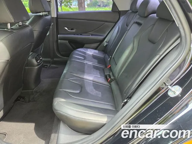 Hyundai AVANTE Avante (CN7) — Фото автомобиля 19
