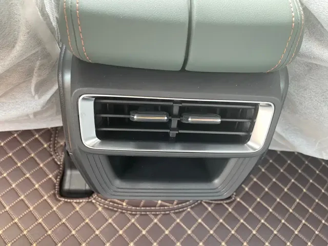 Geely Haoyue L — Фото автомобиля 9