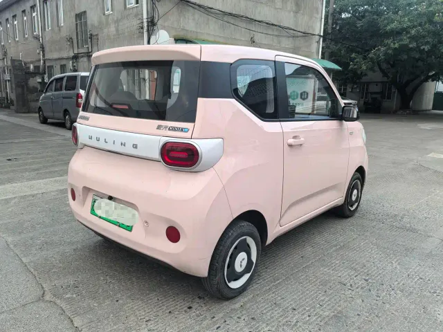 Wuling Hongguang Mini EV — Фото автомобиля 6