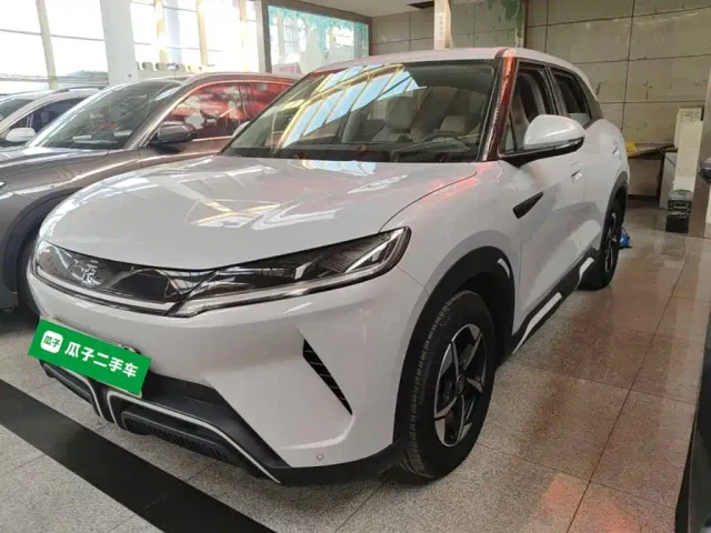 Фотография автомобиля — BYD Yuan UP