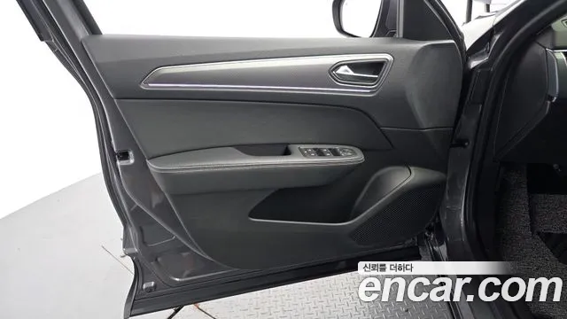 Renault-KoreaSamsung XM3 — Фото автомобиля 21