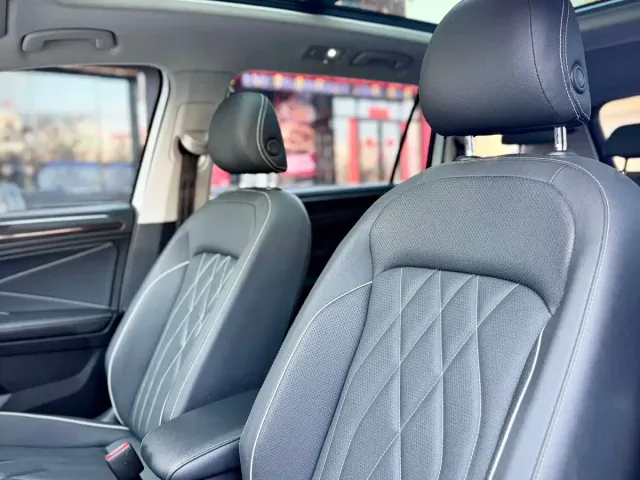 Volkswagen Tiguan L — Фото автомобиля 14