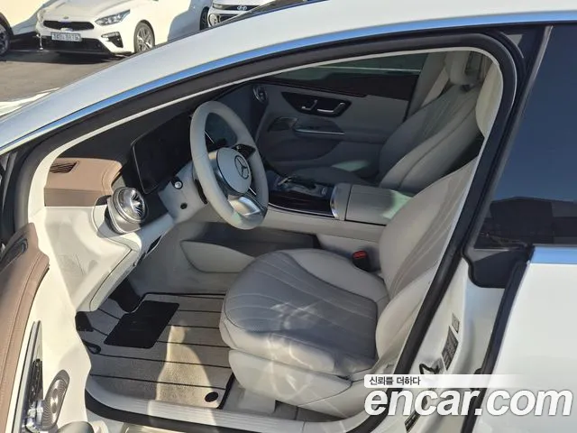 Mercedes-Benz EQE V295 — Фото автомобиля 7