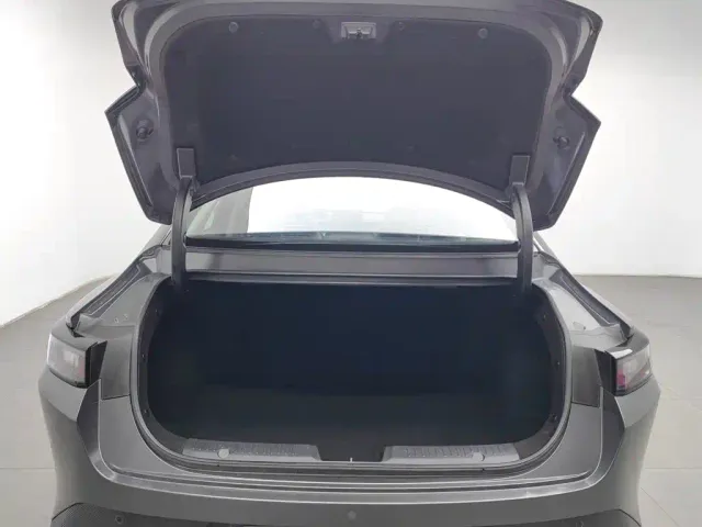 Changan Lamore — Фото автомобиля 16