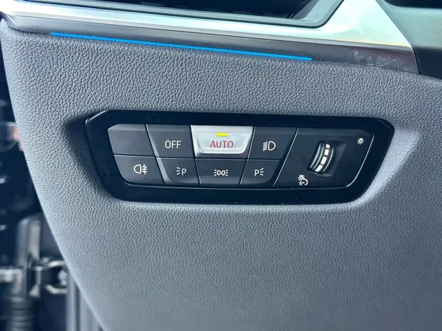BMW 3 Series — Фото автомобиля 9