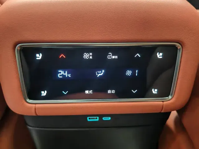 BYD Tang L — Фото автомобиля 13