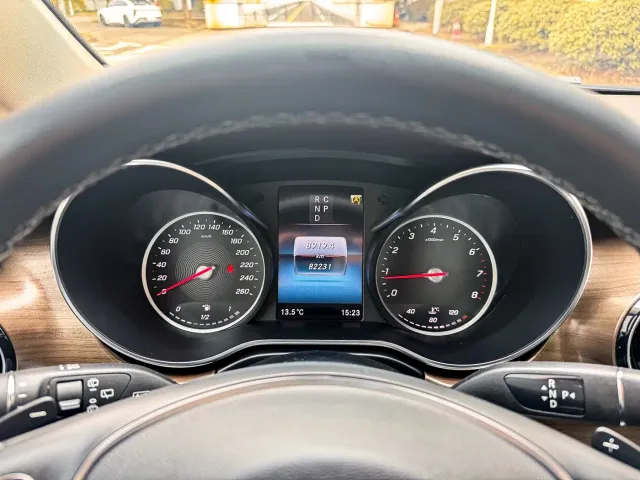 Mercedes-Benz V-Class — Фото автомобиля 3