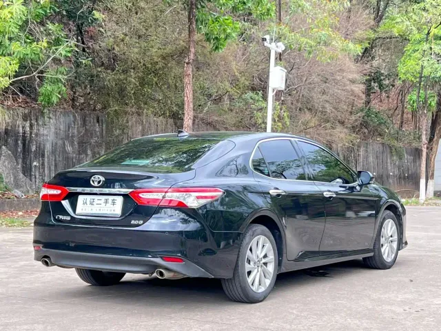 Toyota Camry — Фото автомобиля 9