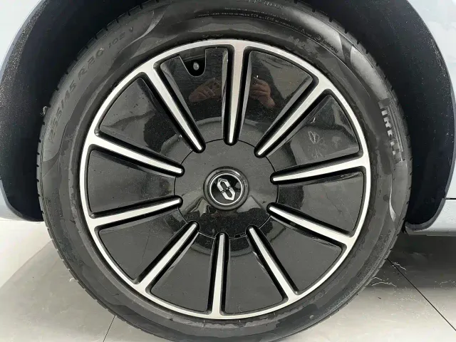 Aito M5 — Фото автомобиля 16