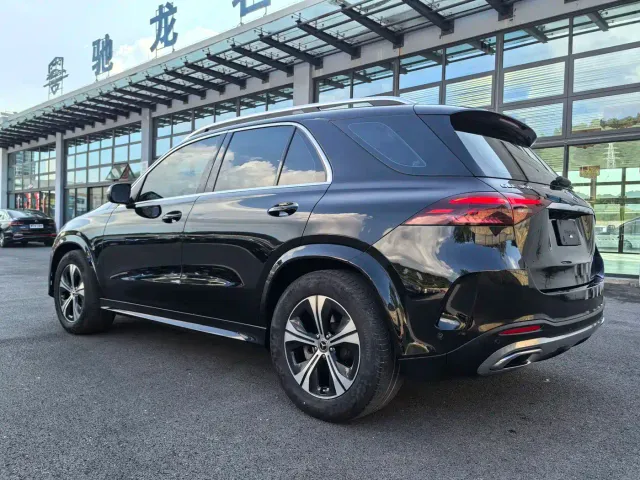 Mercedes-Benz GLE-Class — Фото автомобиля 9