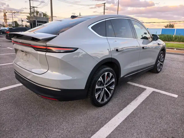 Nio EC7 — Фото автомобиля 5