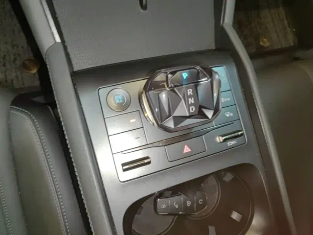 BYD Qin L — Фото автомобиля 13