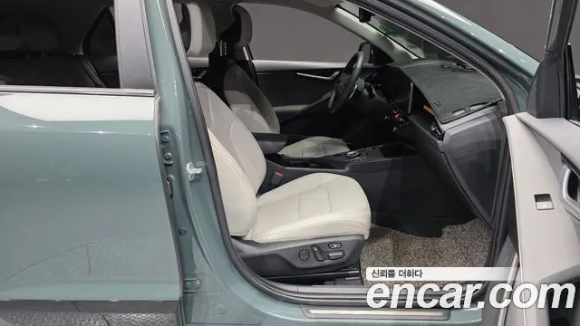 Kia Niro The All New — Фото автомобиля 11