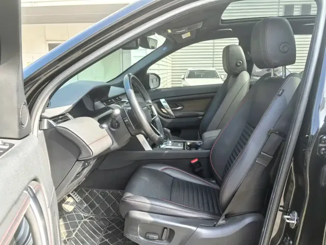 Land Rover Discovery Sport — Фото автомобиля 9