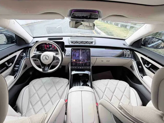 Mercedes-Benz Maybach S-Class — Фото автомобиля 11