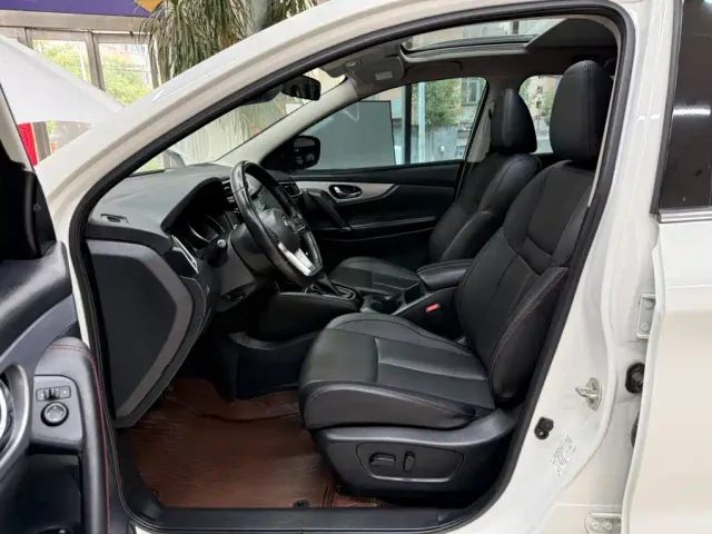 Nissan Qashqai — Фото автомобиля 16