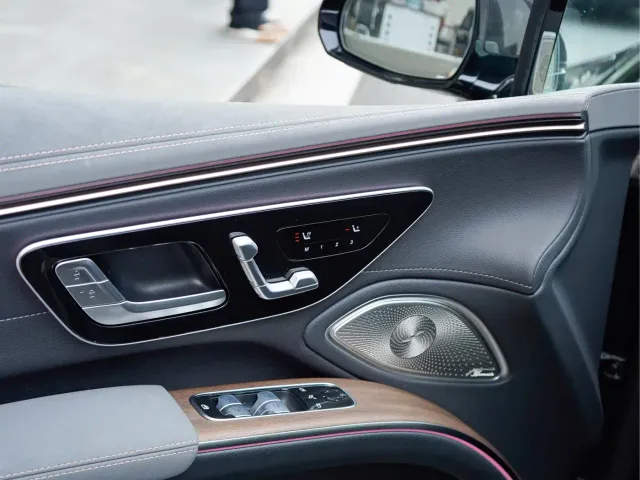 Mercedes-Benz EQS — Фото автомобиля 13