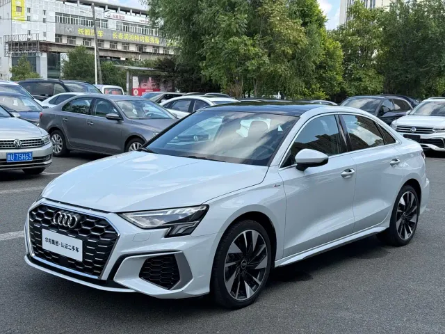 Фотография автомобиля — Audi A3
