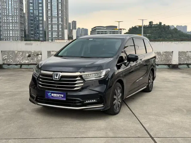 Фотография автомобиля — Honda Odyssey