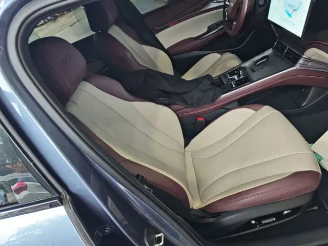 BYD Seal — Фото автомобиля 24
