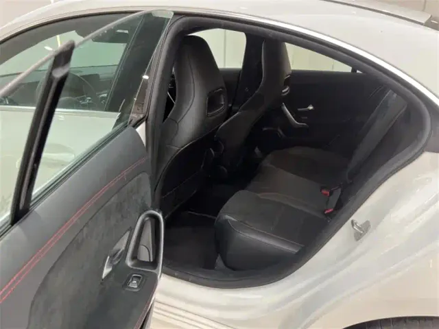 Mercedes-Benz CLA-Class — Фото автомобиля 10