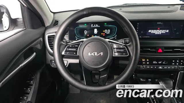 Kia Seltos — Фото автомобиля 19