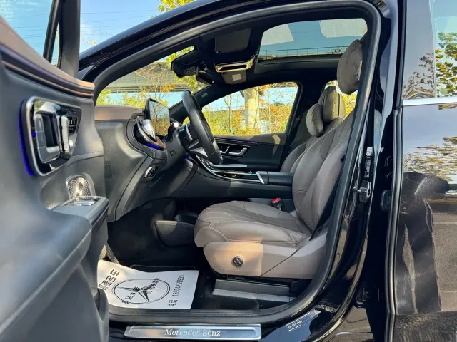 Mercedes-Benz EQE SUV — Фото автомобиля 4