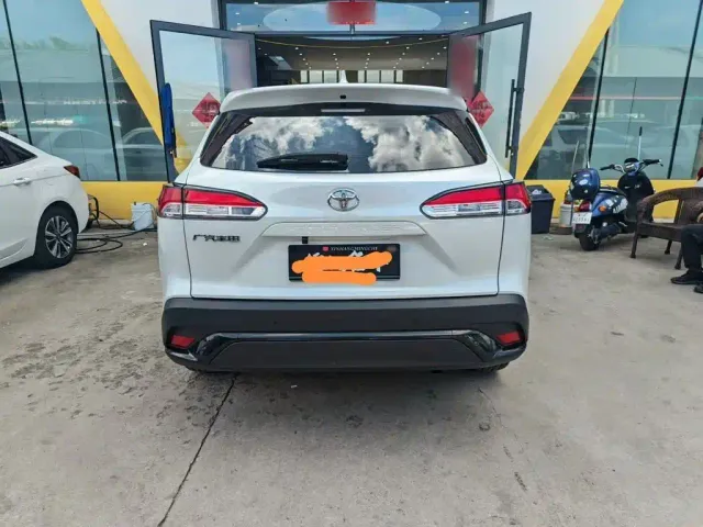 Toyota Frontlander — Фото автомобиля 12