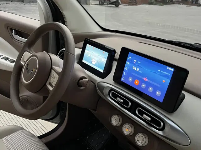 Wuling Hongguang Mini EV — Фото автомобиля 13
