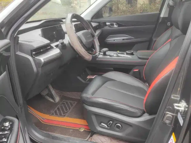 Changan Z6 — Фото автомобиля 9