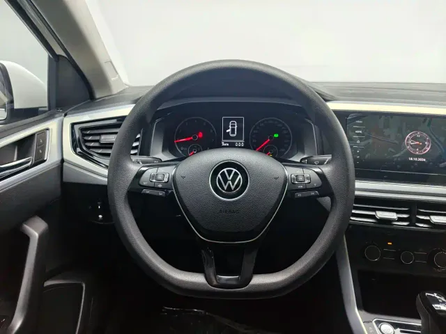 Volkswagen Polo — Фото автомобиля 14