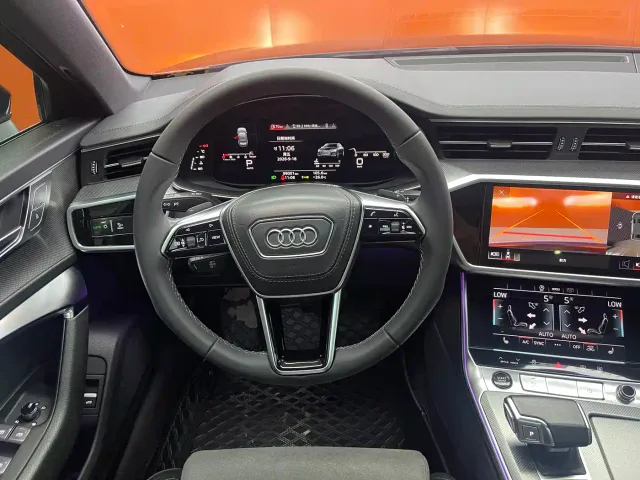Audi A6L — Фото автомобиля 11