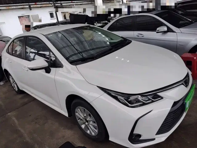 Toyota Corolla — Фото автомобиля 3