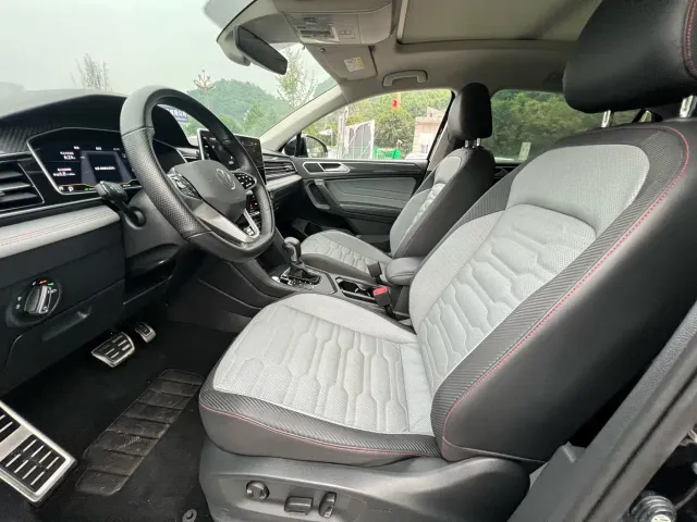 Volkswagen Tiguan X — Фото автомобиля 6