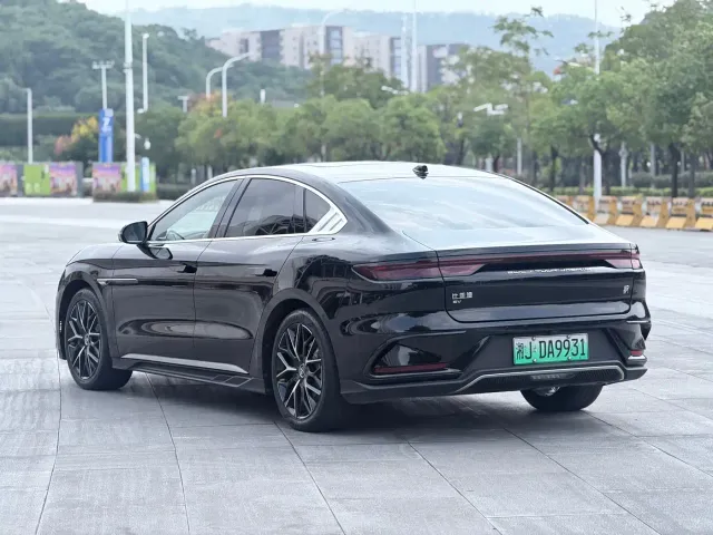 BYD Han — Фото автомобиля 6