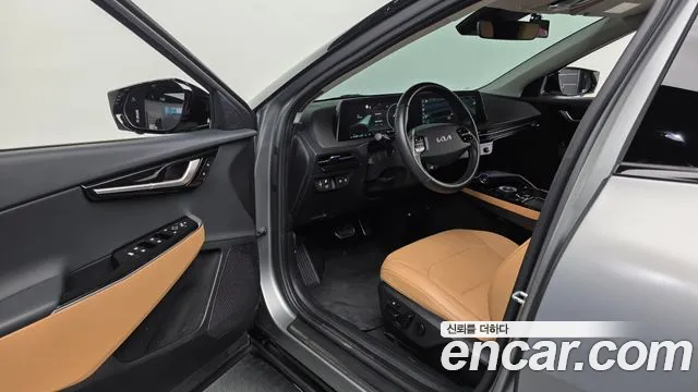 Kia EV6 — Фото автомобиля 15