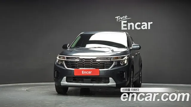 Kia Seltos Новый Seltos Бензин 2.0 2WD — Фото автомобиля 3
