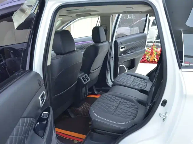 Mitsubishi Outlander — Фото автомобиля 5