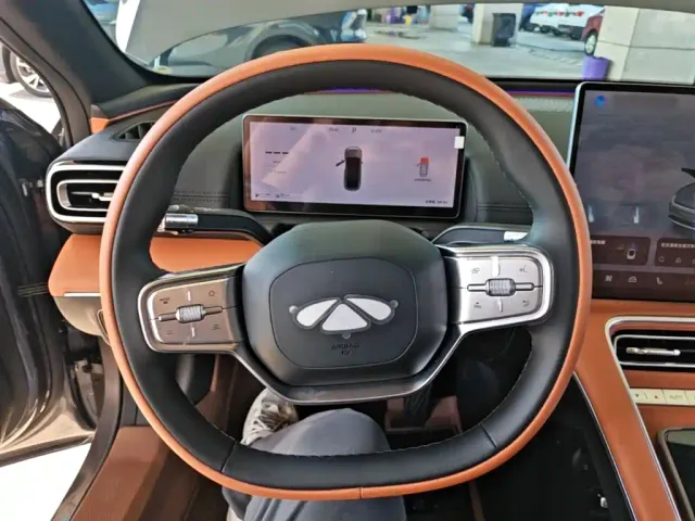 Chery Fulwin A9L — Фото автомобиля 10