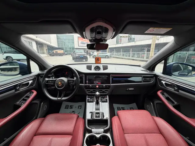 Porsche Macan — Фото автомобиля 9