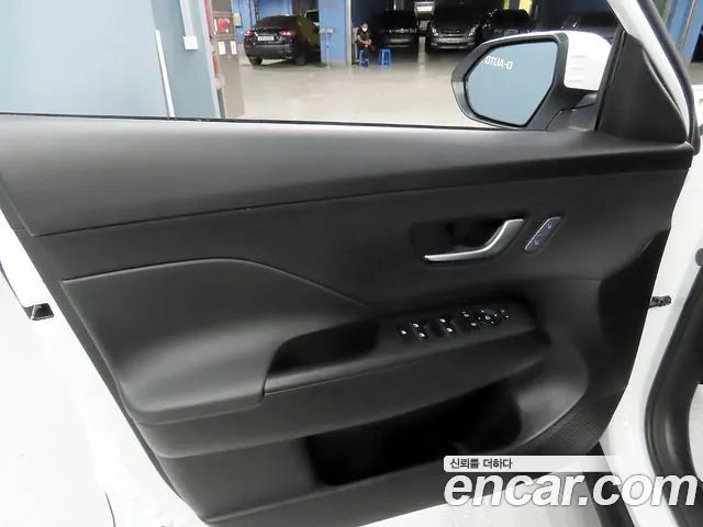 Hyundai Kona SX2 — Фото автомобиля 12