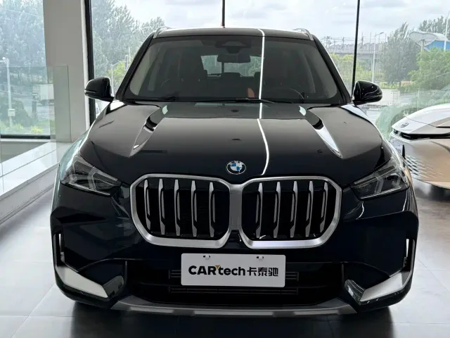 BMW X1 — Фото автомобиля 3