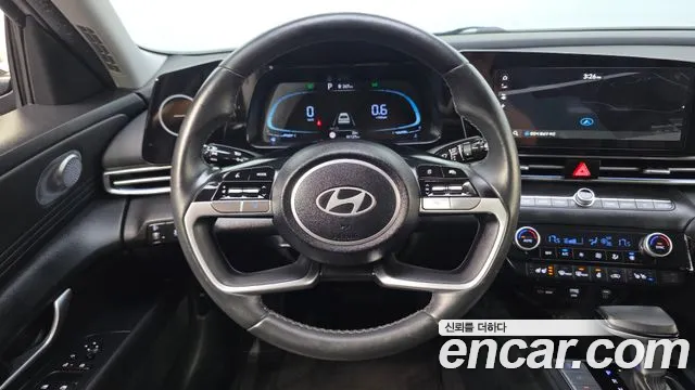 Hyundai Avante CN7 — Фото автомобиля 20