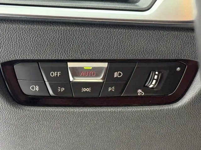 BMW 3 Series — Фото автомобиля 18